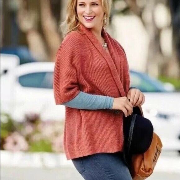CAbi 3162 Short Sleeve Rosewood Oversized Sweater Cardigan Small - Picture 1 of 9